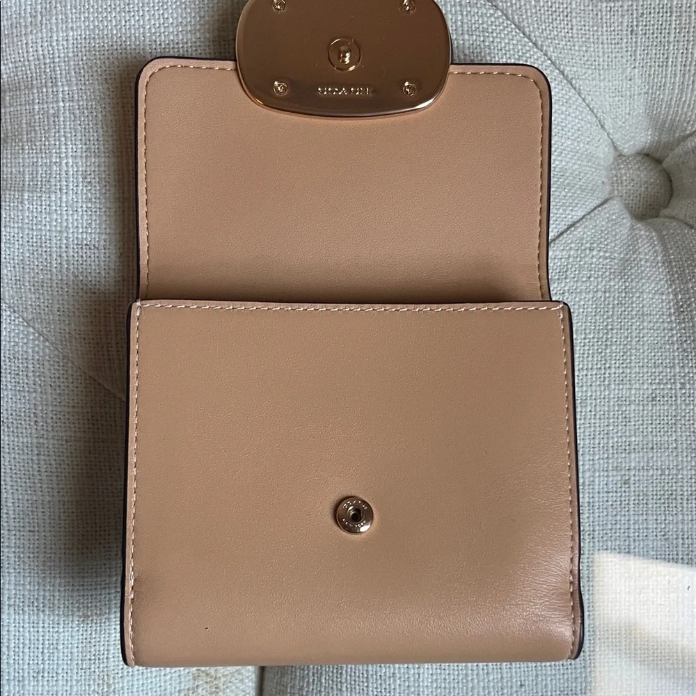 Coach Small Tan Leather Wallet - Picture 8 of 16